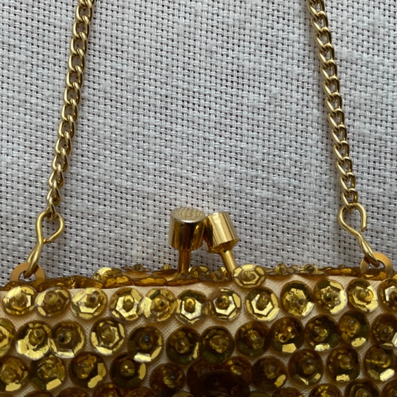 •Vintage Gold Beaded Bag Clutch Hand Made In Hong Kong - Picture 8 of 9